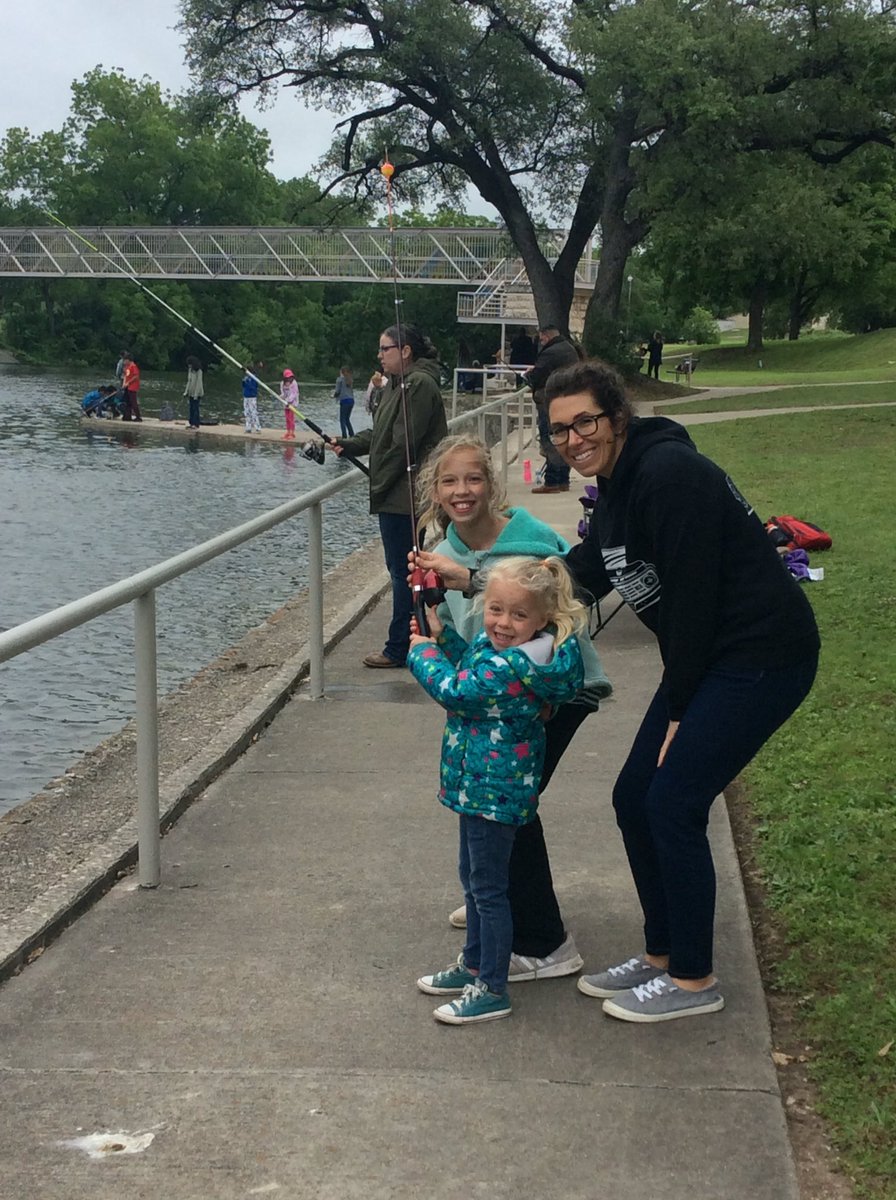 missydunning's tweet photo. Fabulous weather today for fishing-the cold never bothered us anyway @LampasasHSE #GobeyondLampasas https://t.co/ewFOUCWiHq