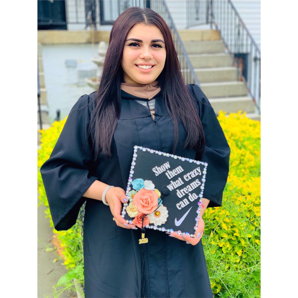 Clues_Wild's tweet photo. To accomplish great things, we must not only act but also dream, not only dream, but also believe. 🎓✔️🌸 #BerkeleyGrad2019 #berkeleycollege #GamersUnite https://t.co/6sRaYLstj6