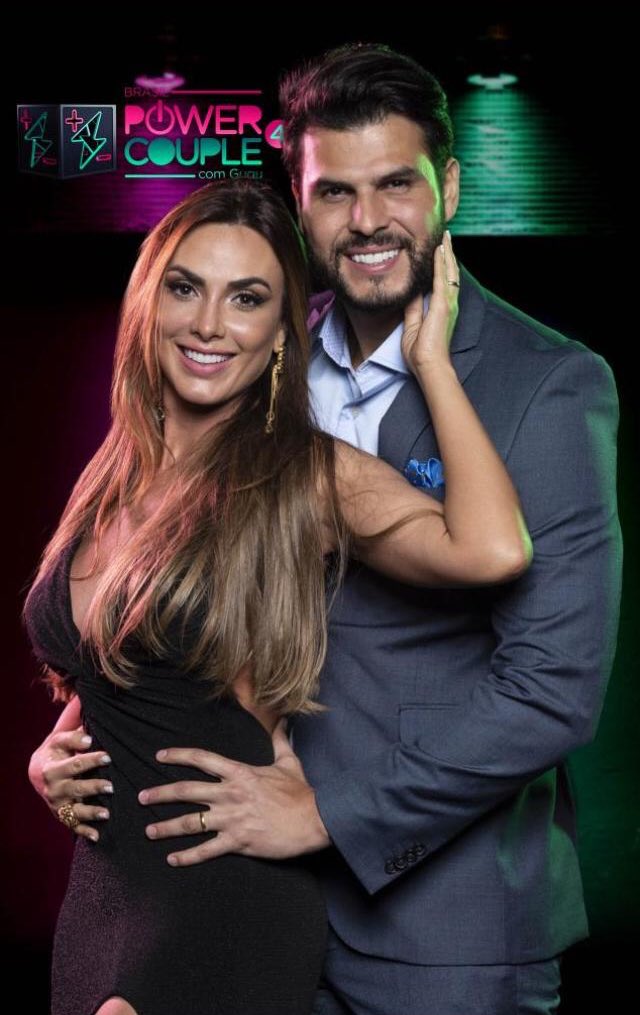 taubatecomenta's tweet photo. De quem é a torcida de vocês ?
Rt- Mari e Saulo
Fav- Nicoli e Marcelo 
#PowerCoupleBrasil https://t.co/yZNDoj0CHN