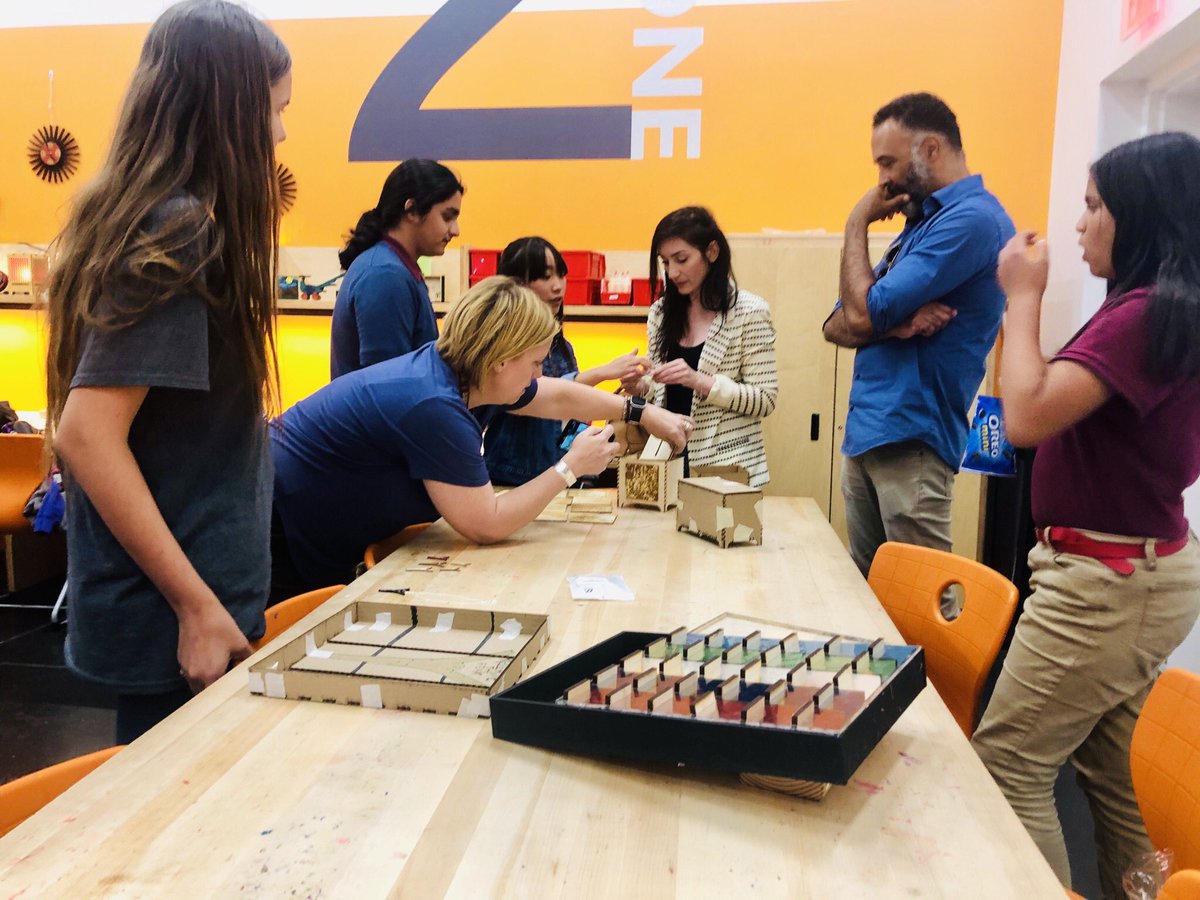 STEMJeff's tweet photo. Very impressive demos from @ASUPrepAcademy designers last week for our #CREATEU program at @AZScienceCenter and #CREATEaz! Projects benefitted local non-profits, including @MakeAWishAZ and @InfoFear. #STEM #STEAM https://t.co/1VdBGknkkf