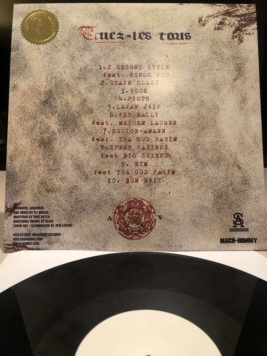 fadeawaybarber2's tweet photo. #VinylMailDay Me &amp; the girls got are 3rd #TuezLesTous variation vinyl by Mach-Hommy &amp; @DJ_Muggs in the mail💀🔥Love this album so much I had to cop all 3 versions. Mach proves again why he’s 1 of the illest MCs ever &amp; Muggs proves why he’s 1 of my top 3 all time on this album💎 https://t.co/qhYy4kRMsn