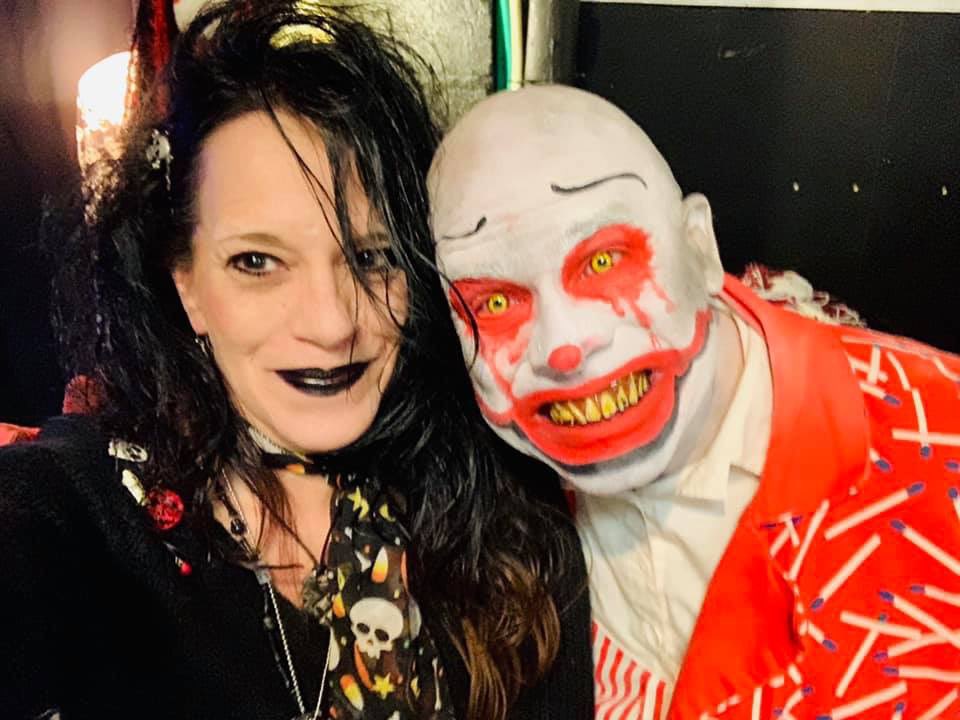 CreepynCuteShop's tweet image. #MrFizzle!!! 🖤🧡🤡❤️🖤 
Halfway2Halloween Monster Boolesque Spooktacular 2019!! 🧡 #ShareTheGiggles 🖤 #ShareTheLove ❤️ @DeddFredd @dvsdetroit