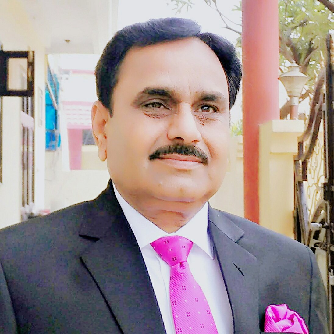 Devindra Singh's Instagram, Twitter & Facebook on IDCrawl