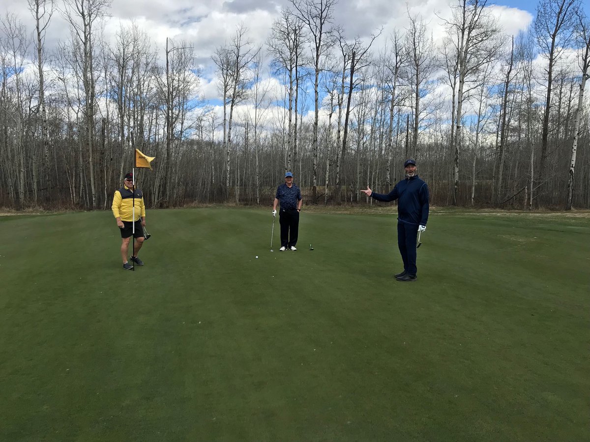 BlairOko's tweet photo. Played #northernbear today course is in very good condition for this time of year ! All that’s needed now is some warm weather. Greens are full and should be in great shape for the season ! Worth the drive to play ! https://t.co/fndjDbCvCl