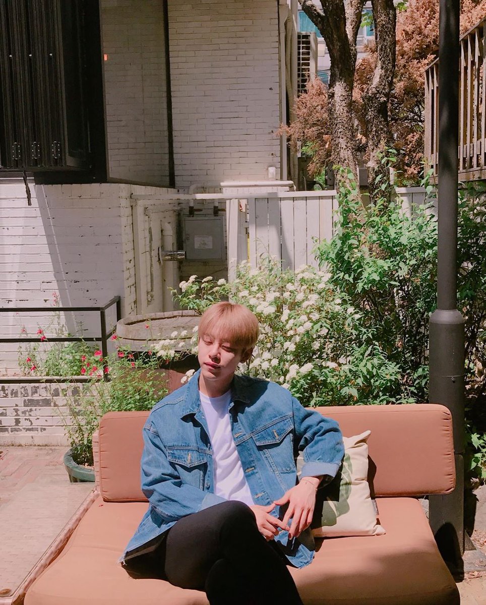 B.A.P_VAULT tweet media