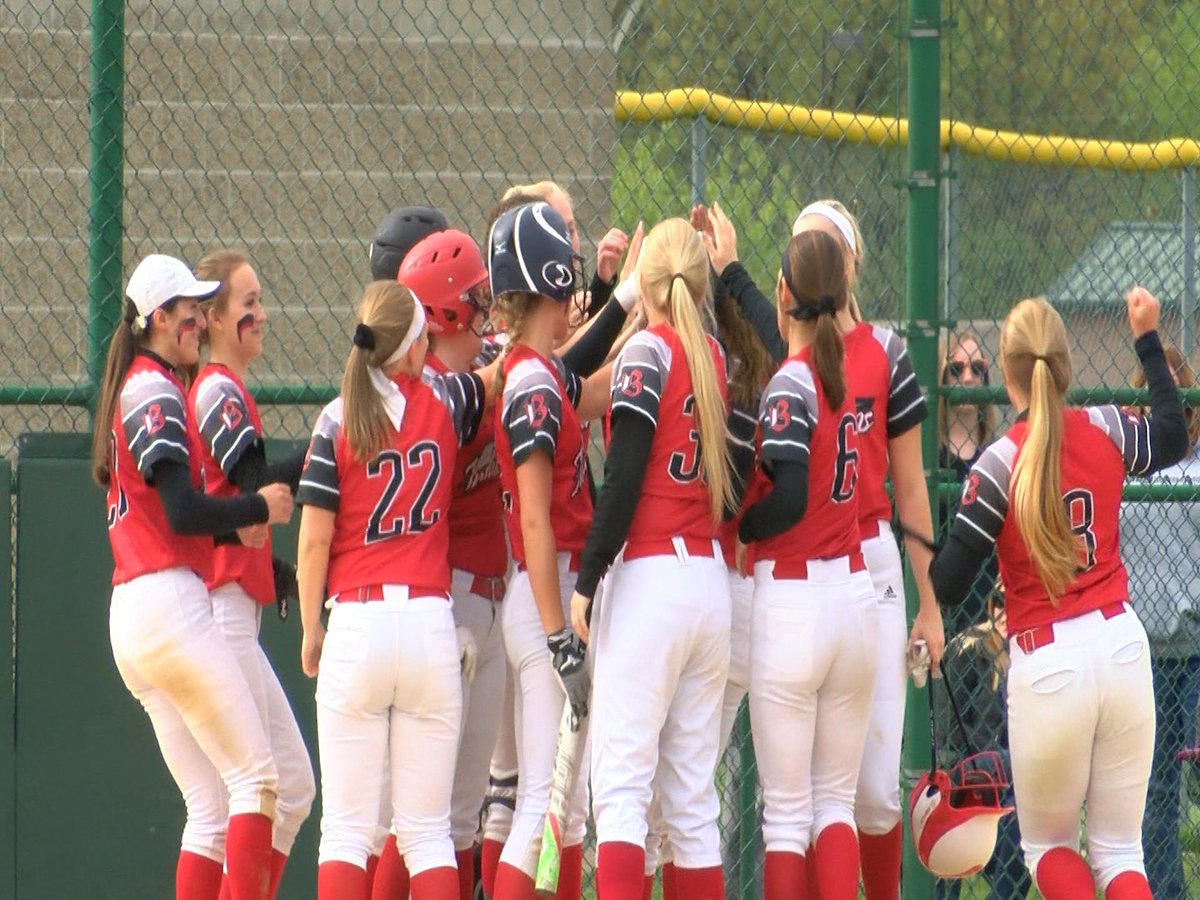 KurtPegler's tweet photo. Prep sports recap Friday: soccer, baseball, softball highlights
@laurenshanks12 @coletanner2309 @UftringEthan @Kellytommy13 @ConorWhittaker3 @jaxynn_dyson @ecrowley_18 @mikaylaf_  @oliviagilles_ @tanaxledbetter 
https://t.co/Hp1NpWaIuF https://t.co/fGl20kGB90