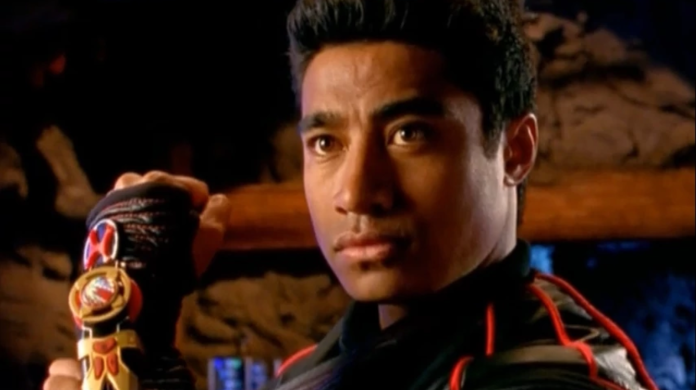 ComicBook's tweet photo. #PowerRangers Ninja Storm star Pua Magasiva has been found dead at the age of 38: 

https://t.co/MxRWIFs147 https://t.co/aChuaDVE25