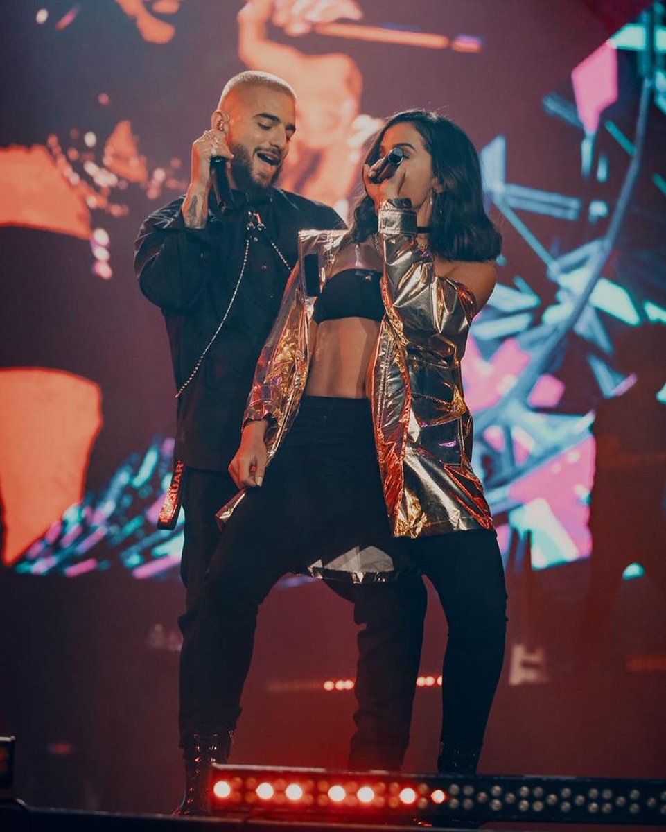 Anitta tweet media