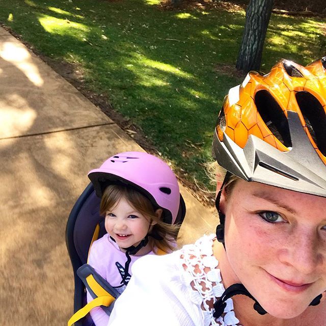 MakingLifeReal's tweet image. We went bike riding! 🚲
Attempted to ride from Huskisson beach to Hyams Beach which is about a 30 minute ride and I was about 13 minutes out but Charlotte kept falling asleep so we turned around and headed back and of course she perked up. .
She just … bit.ly/2JDpFwK