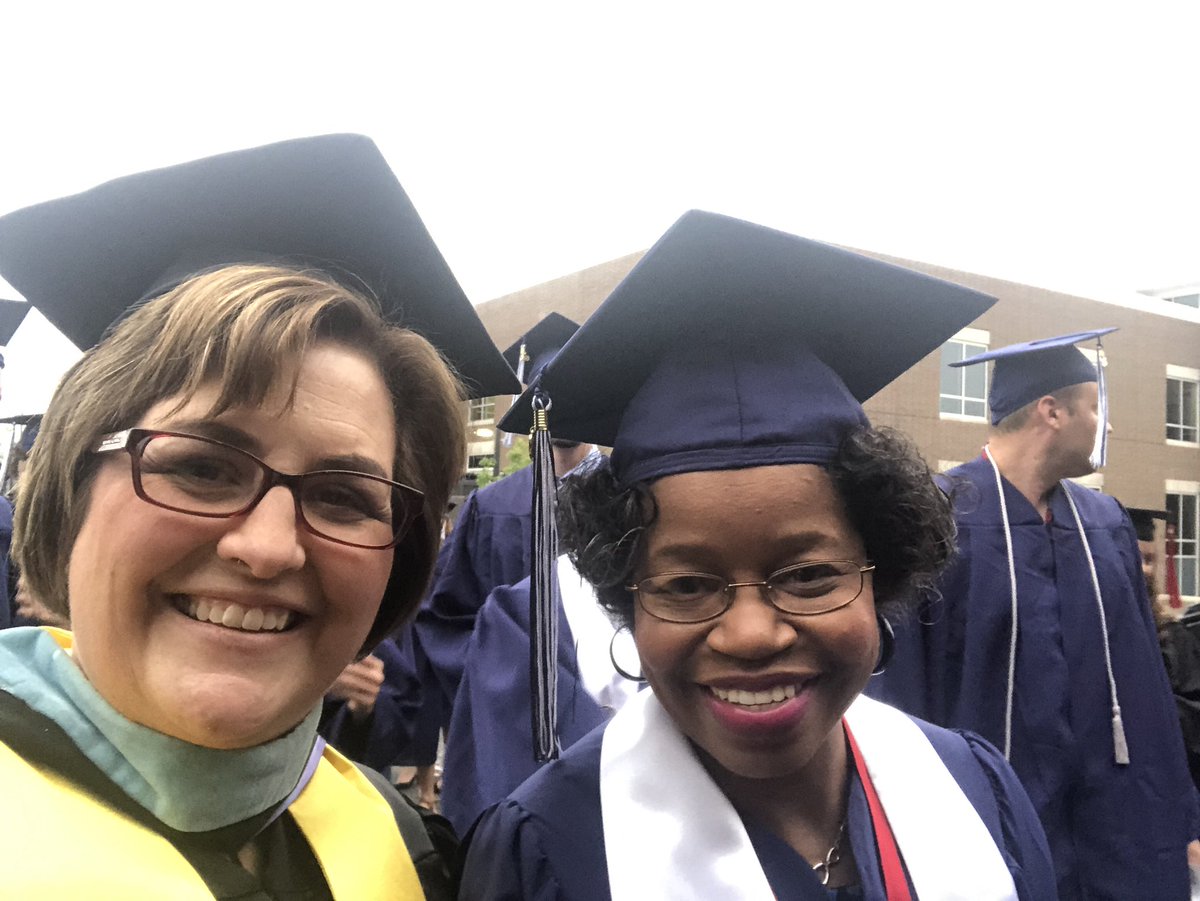 ksimons0003's tweet photo. ❤️seeing graduates achieve their goals!!! #MCCForward @madisonvillecc https://t.co/MrwDfcYEhh