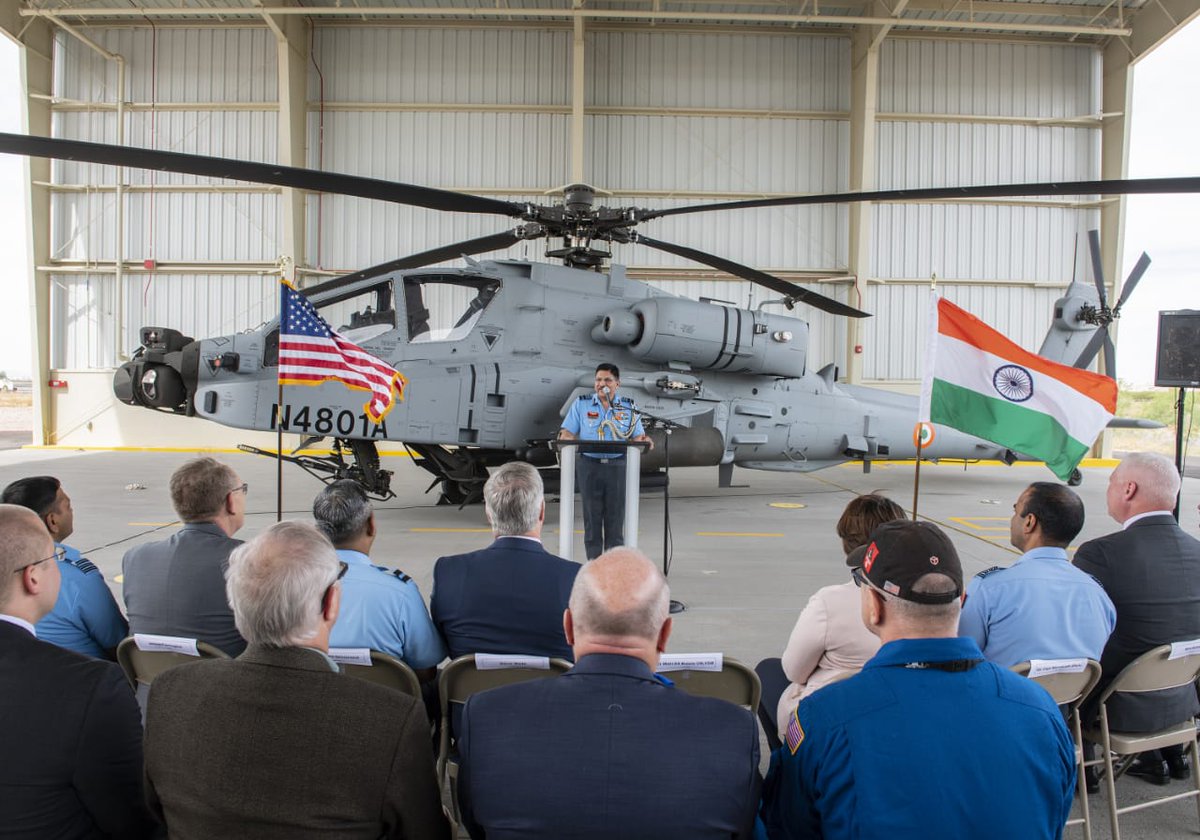 الهند تتسلم اول مروحيات AH-64E (I) Apache Guardian الامريكيه  D6QpuEOUcAAEEZM