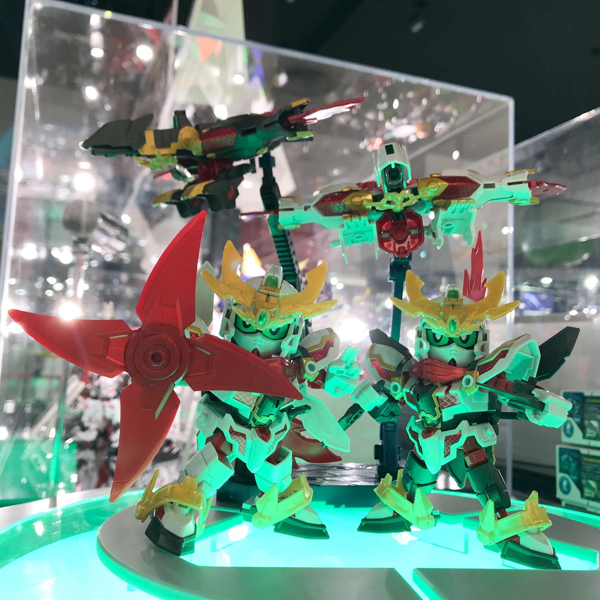 The Gundam Base 本日 ガンダムビルドダイバーズ11話放送です 今回紹介するのはアヤメのガンプラ Sdbd Rx 零丸 Sdbdガンダムベース限定rx 零丸 獅子吼 です 忍をモチーフにし Sdからリアルタイプへの変形も可能で数多の武装が装備されています