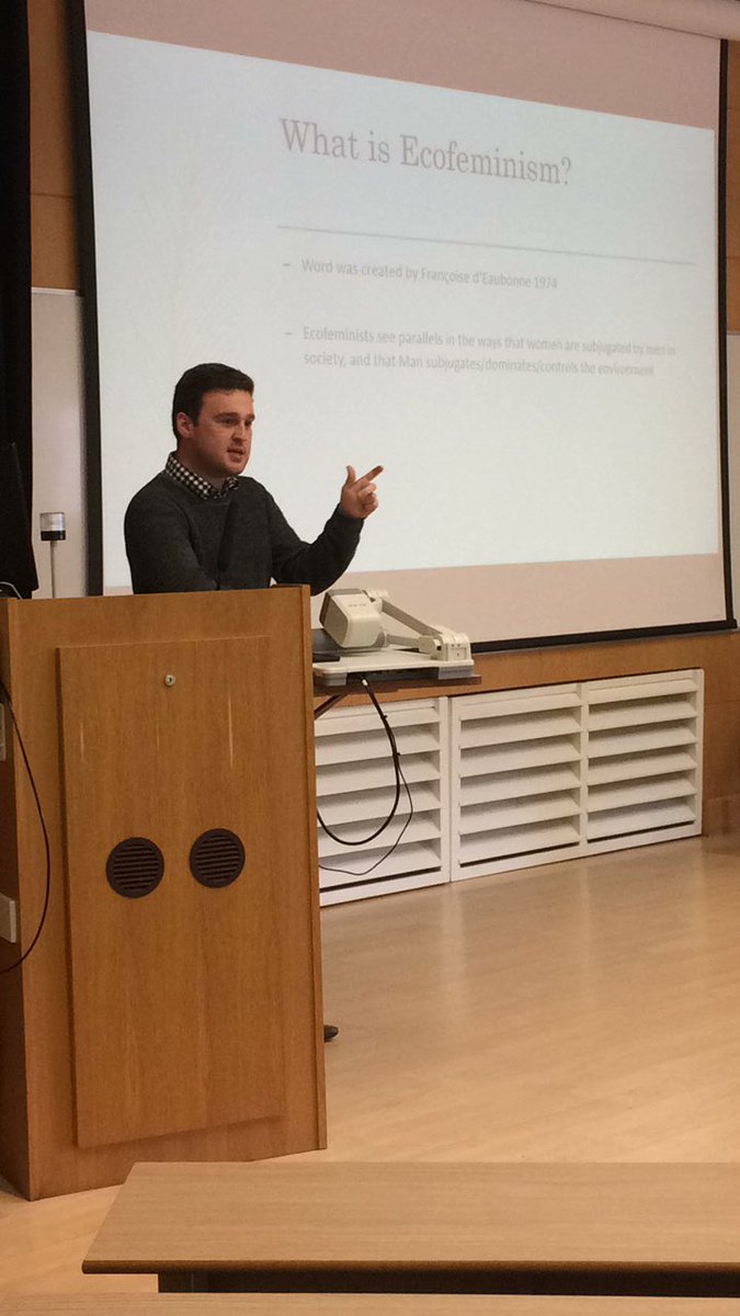 eclecticpneumas's tweet photo. @jrillingworth starts the second session of #EnviroMedicalHumanities by introducing Colette as an ecofeminist @BristolSML #modlang https://t.co/uunIgJl0ME