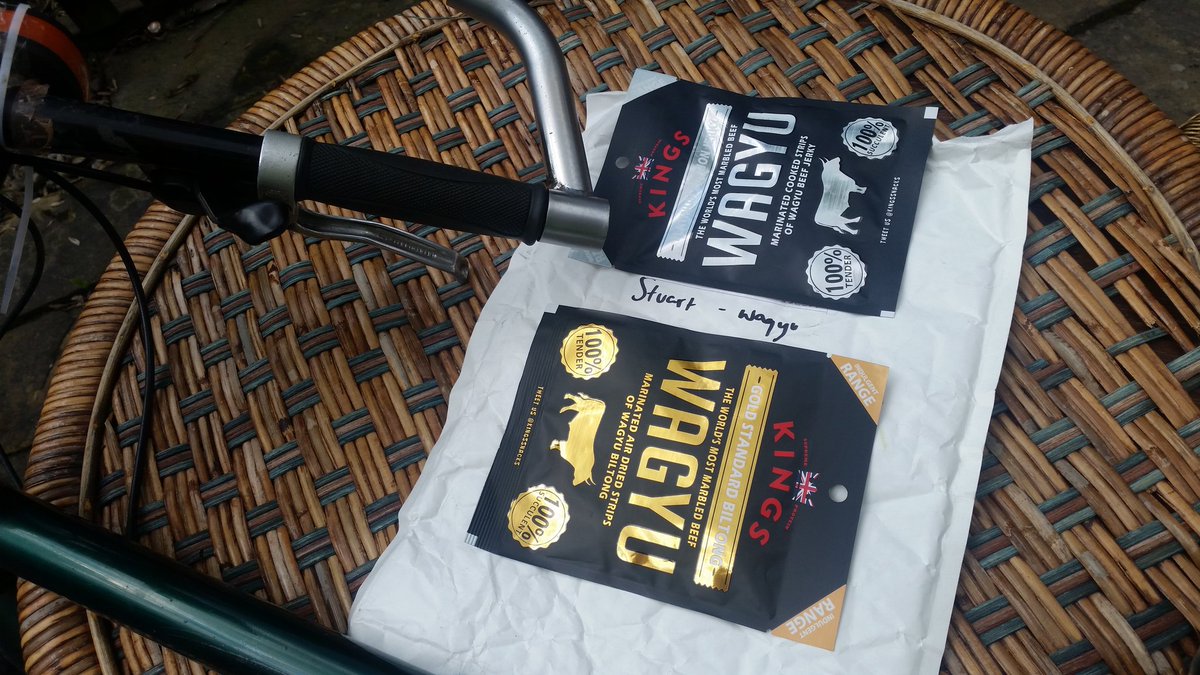 Stuart_Pickard's tweet photo. #FreeWagyu #FreeMeat #FreeJerky #FreeMeat #FreeBeef #VeryKind #ThankYou to @kingssnacks #KingsSnacks #York #Yorkshire for the #Beef #Marinated #MarinatedBeef #Jerky but I thought you were going to send me your #Bacon #BaconJerky doesn't Bacon come from #Pigs not #Cows π€ https://t.co/BEQh2Duw3x