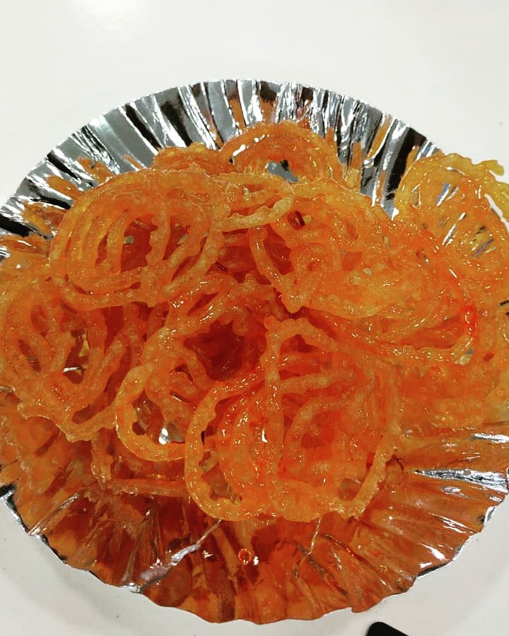 StFoodAdda's tweet photo. Jalebi derived from zulabiya! Was brought to India by Persian speaking Turkey Invaders. 
A sweet delicate delicacy loved by today's Indian as there own. Relished with rabdi or hot unsweetened hot milk or poha. https://t.co/JVJLU0hcNj