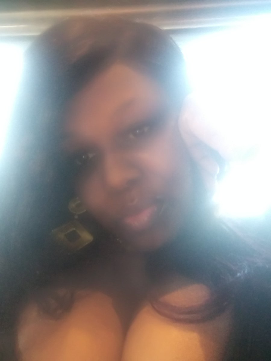 KimHolloway (@kim58471181) on Twitter photo 