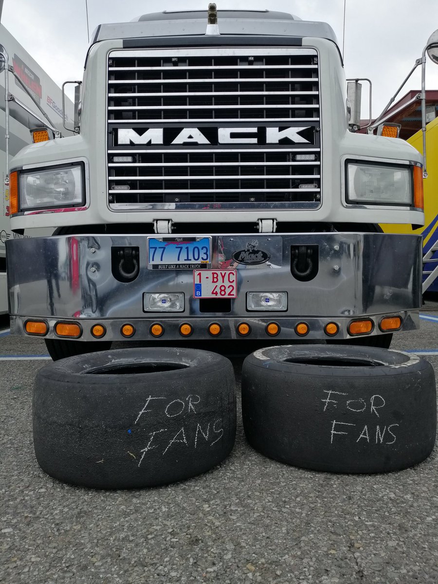 . <a href="/GeneralTire/">General Tire</a> gift for fans from <a href="/BraxxMotors/">Jerry De Weerdt</a>