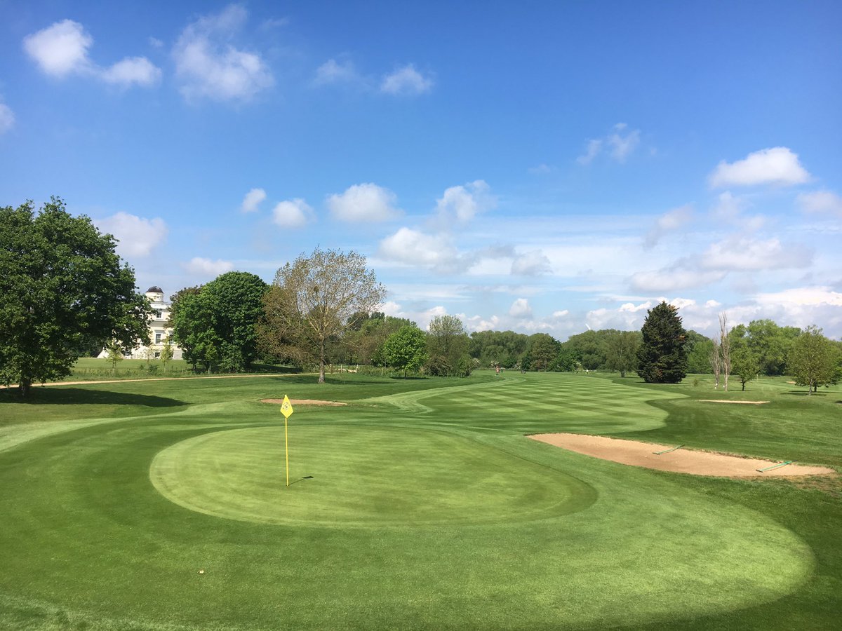 JordanBird3's tweet image. The Course is looking absolutely stunning for the next big event on the @rmsgc_course calendar today. Golfers off at 08:30 and with a double cut and a roll we have green speeds of 10.8ft 💥🔥 all of the hard work and hours paying off !! #teamworkmakesthedreamwork #proudmanager