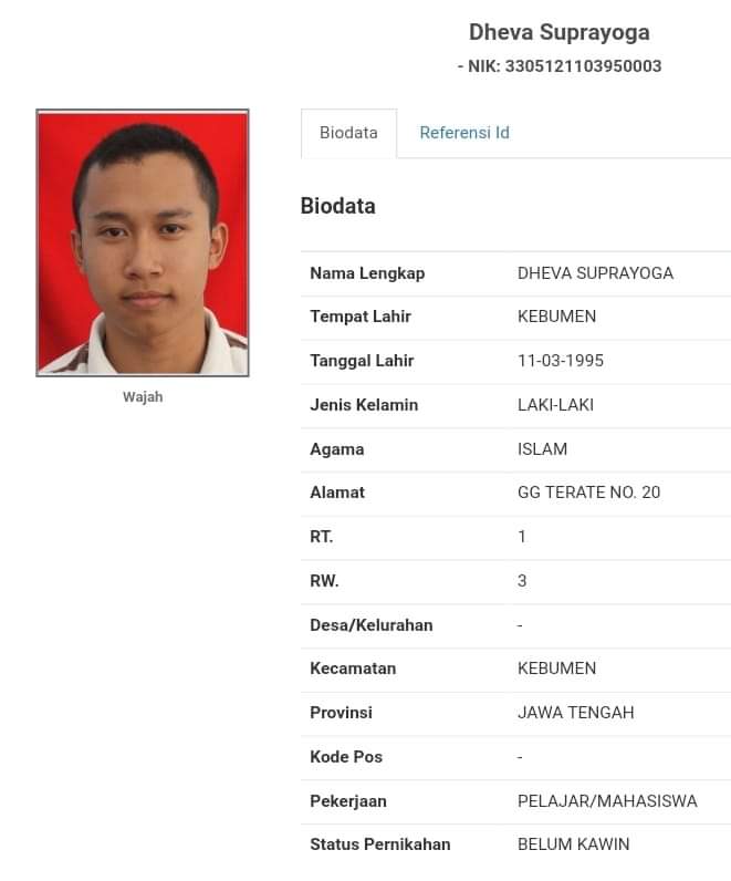 Wah ini yg teriak mau penggal kepala presiden RI.kasian amat jgn jgn jomblo ini.pak polisi ayo tangkap jgn sampai tunggu Jan etes besar.

#Jokowi #KalahKokMauMakar <a href="/CCICPolri/">Direktorat Tindak Pidana Siber Bareskrim Polri</a> <a href="/DlVHUMASPOLRI/">DivHumas Mabes Polri</a> <a href="/Dennysiregar7/">Denny Siregar</a> #PeoplePowerAdalahMakar