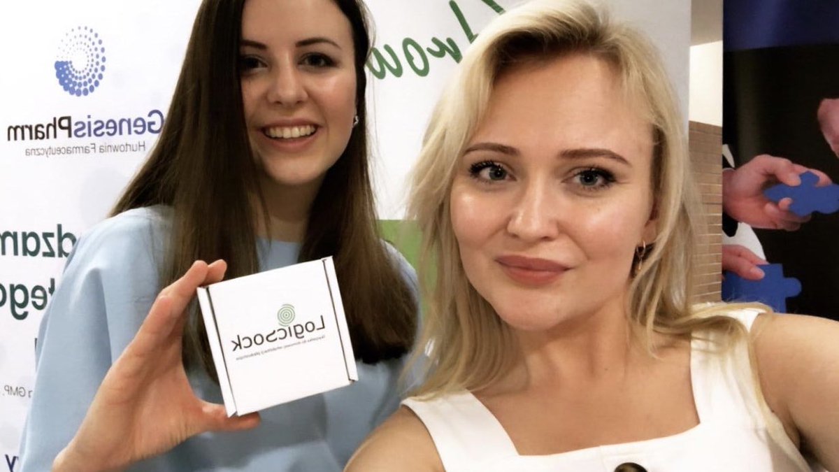 LogicSock's tweet photo. We had a fabulous day yesterday introducing #logicsock , the latest treatment for #flatfeet at #WIMC yesterday. The response for our #medical #startup has been amazing at https://t.co/7SCde8Hz8l https://t.co/K1ahcaKYfc