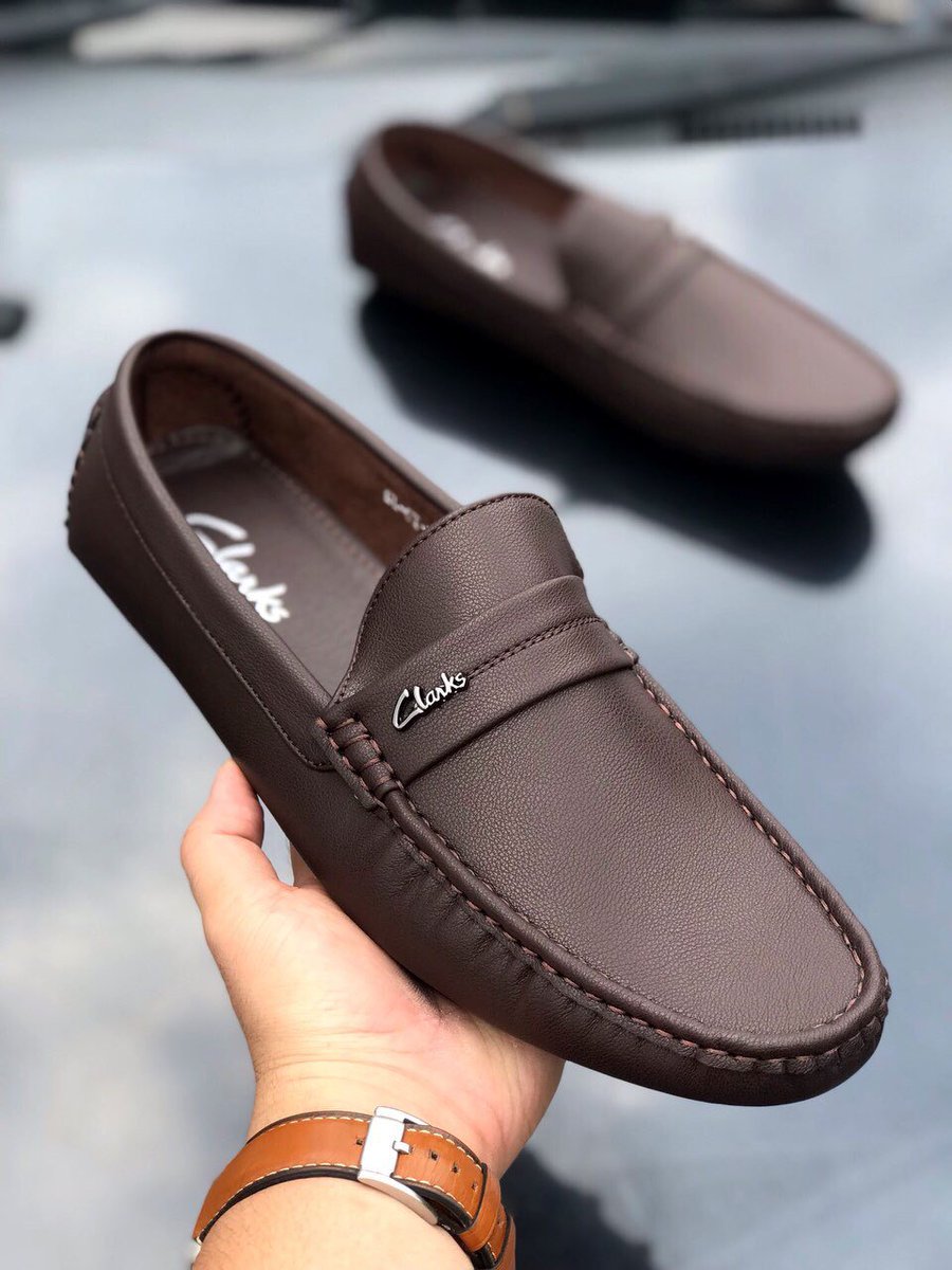 Lelaki kalau pakai shoes ni dengan baju melayu so stylish 👦👞  Sis jual rm85 je, free postage &amp; free stokin. Rt untuk rezeki sis ❤