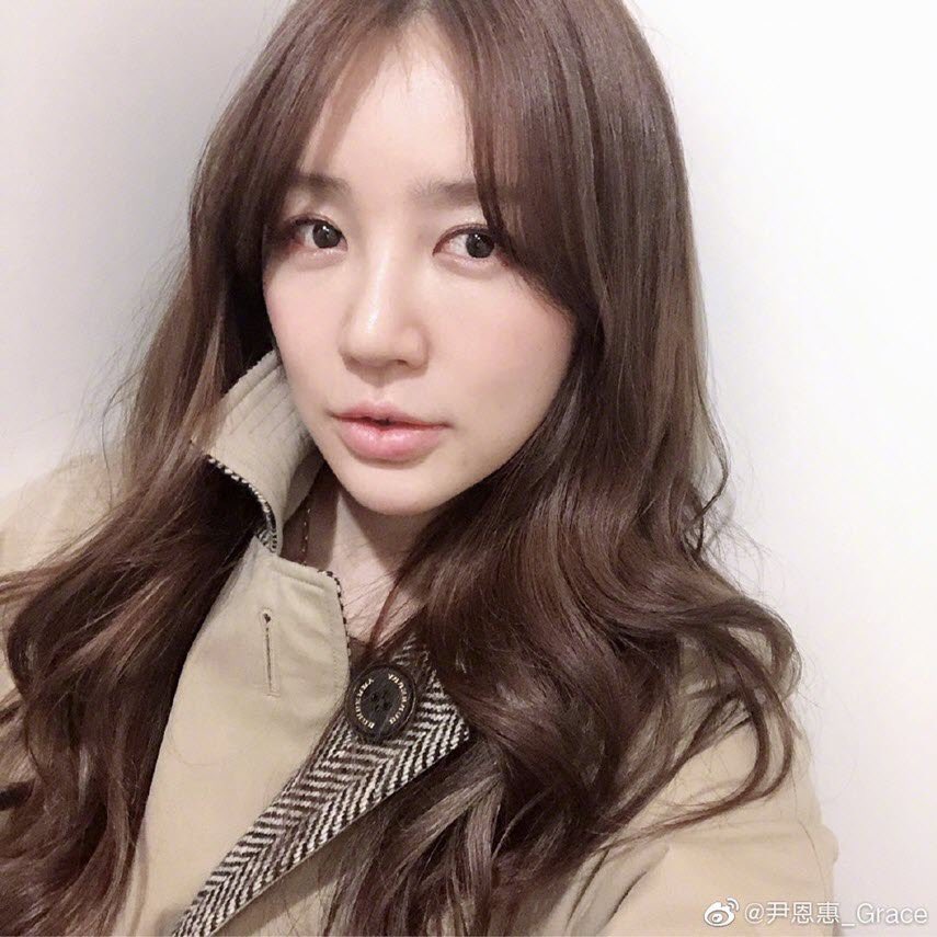 1003xGrace's tweet image. #DearMeTenYearsAgo you should care about yourself and put yourself first and live with passion.. thank you..