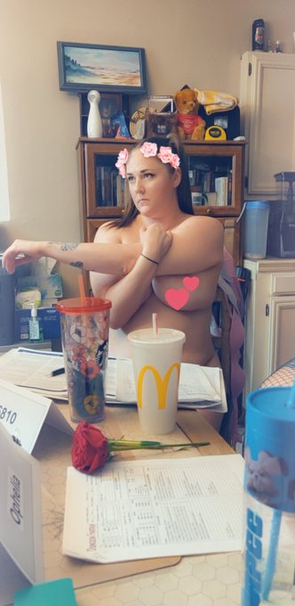 My friends are cuter than your friends https://t.co/lF1OiEdp0I #camgirls #gamergirls #tuxedomask https://t<a href="/tag/camgirls"class="tags"><span>#camgirls</span></a><a href="/tag/gamergirls"class="tags"><span>#gamergirls</span></a><a href="/tag/tuxedomask"class="tags"><span>#tuxedomask</span></a>