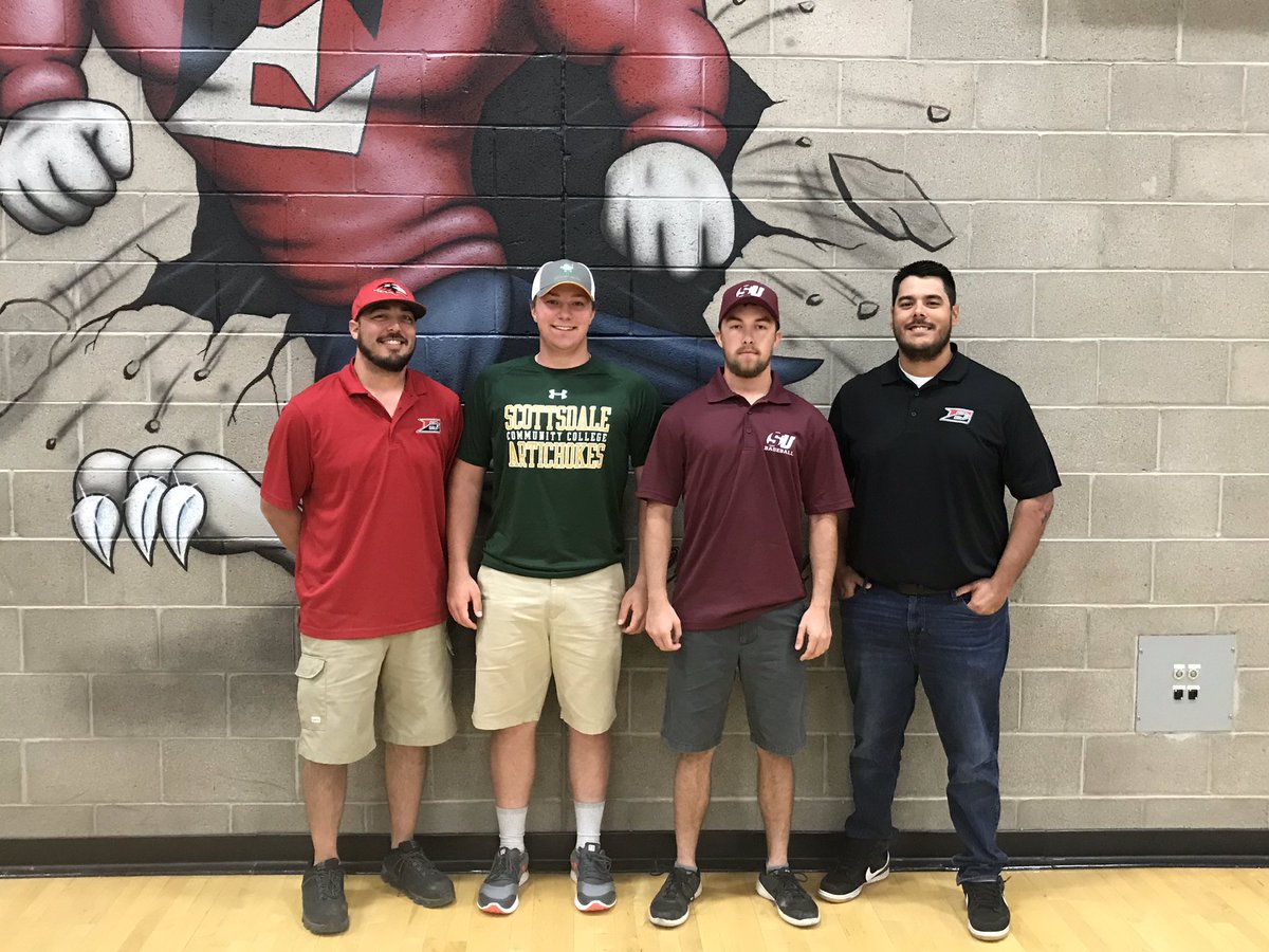 hs_empire's tweet photo. Empire hosted the largest class of student-athletes ever at the 6th Annual Athletic Commitment Celebration Friday. Representing Baseball was Braden Boisvert, Scottsdale CC &amp; Leland Haussmann, Schreiner Univ. Congrats to both of you! https://t.co/X7LJDlcSWy