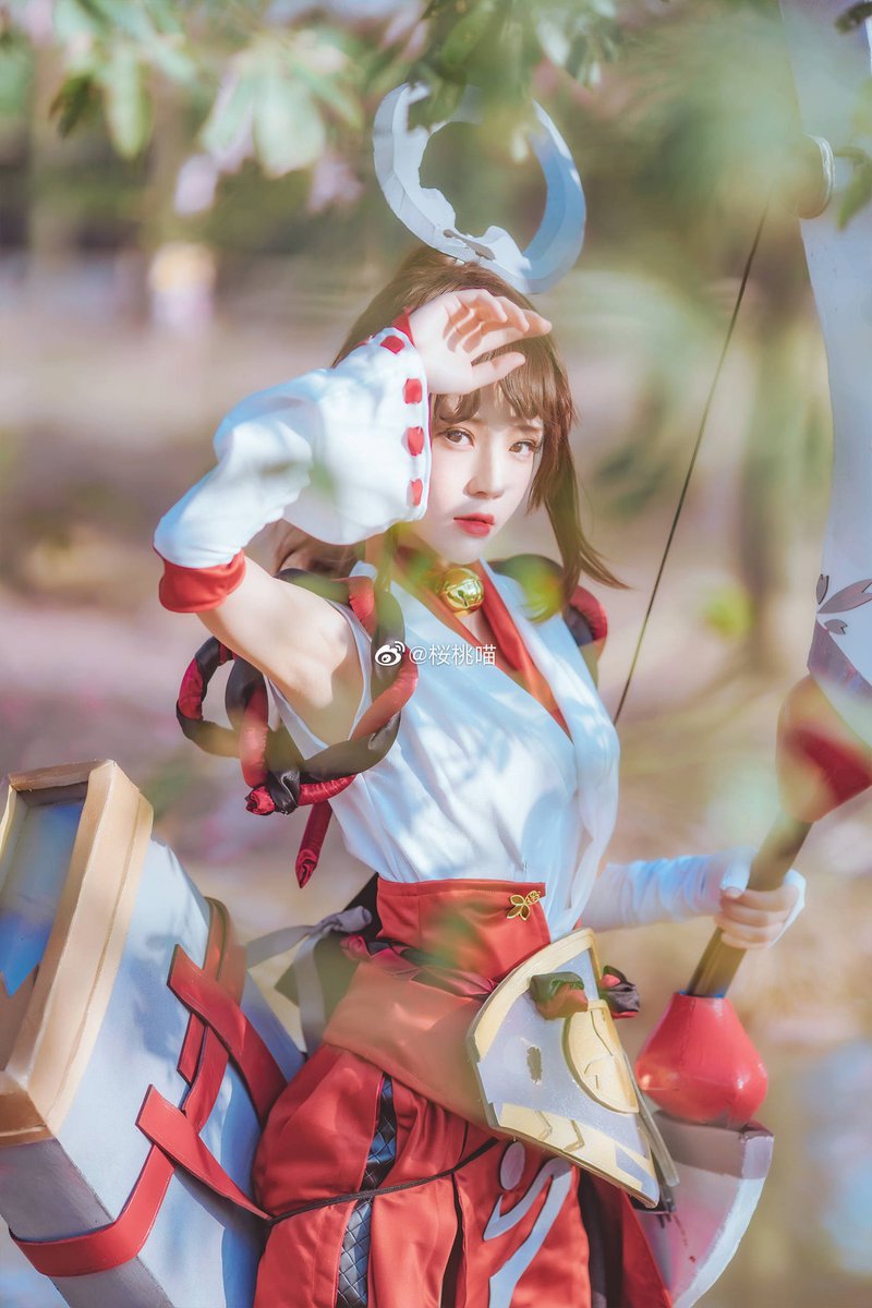 #cosplay 
#王者荣耀 

       —— 🌸  “ 你我的姓名将泯灭于野火，家乡的灵魂随原上草木而复苏 ” 

丨伽罗花间巫女：@桜桃喵 
丨摄影后期：@西瓜呆毛汪 

(腰甲坏了，还有一些小bug，不还原之处多多包涵。) https://t.co/hT0tYltA2C