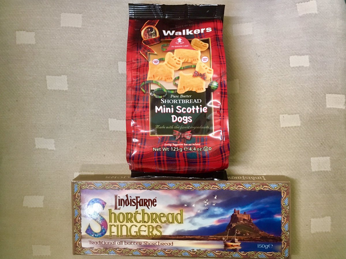 hazypets's tweet photo. A present from a customer so one for @Pulse2Radio @blokeonradio famous shortbread watch 😂😂#shortbreadtastic #ineedtogetoutmore !! https://t.co/24q9YOWDsw