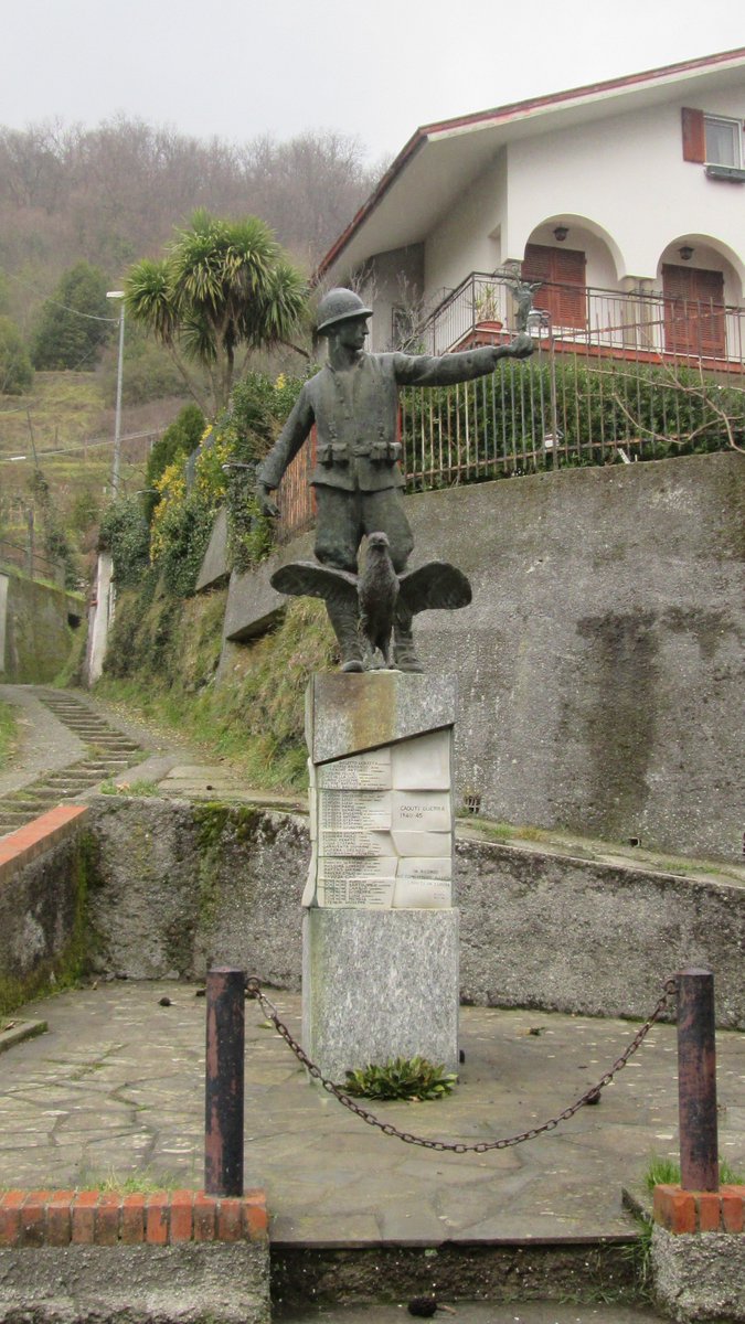 IVarchinelTempo's tweet photo. Monumento ai Caduti a #Lumarzo (Genova)
https://t.co/VU1KkJUhU2 https://t.co/BpLDinhWhj