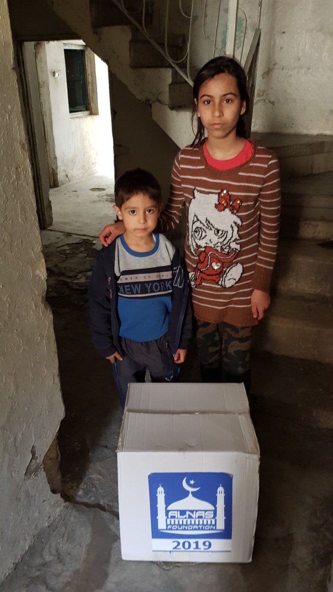 Alhamdulillah #refugees are receiving your donations during the Holy Month of #Ramadan.  alnasfoundation.org