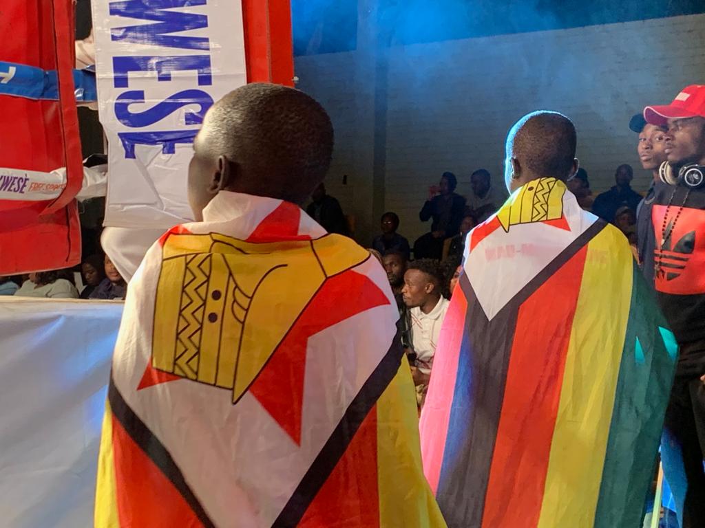 KalakodaPromos's tweet photo. Thank you Zimbabwe, we had a great time!🔥🥊 🔥🥊 🔥🥊 🔥🥊#ShowgroundsBrawl #FridayFightNight @econetzimbabwe @kwesesports @VayaAfrica https://t.co/8pJiIQsvo7