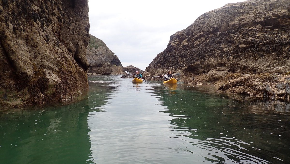 KoruKayaking's tweet photo. Explore #hiddencornwall on our #kayakadventures from #trevaunancecove #stagnes @StAgnesHour @ILoveCornwallUK https://t.co/DcToufIrr0