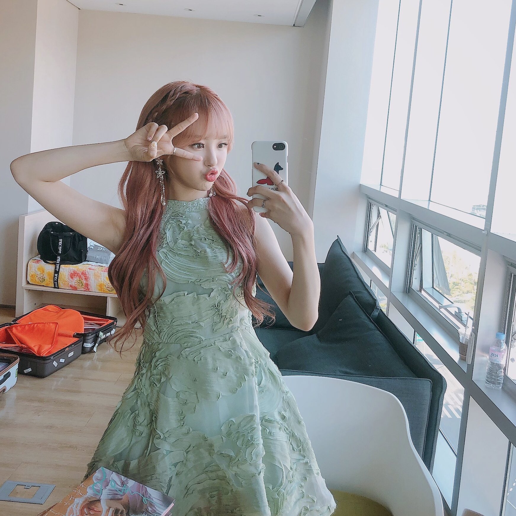 D6Rewt8UYAEXqxR.jpg:large