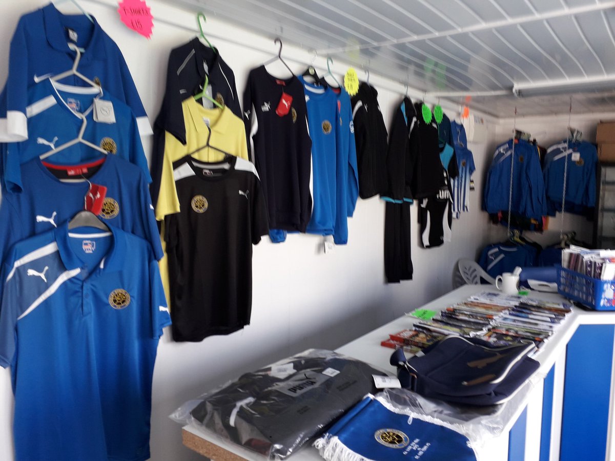 SteH1981's tweet photo. Been down to the @StaveleyMWFC programme emporium..you name it we've probably got it...next job #invetory 😐 https://t.co/LxiiZkplGL