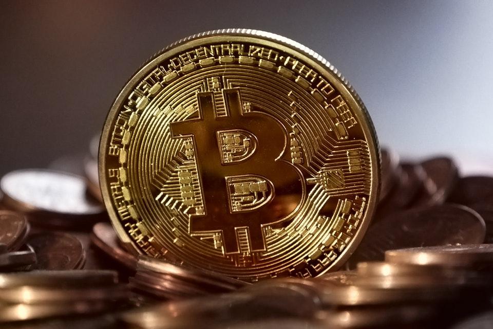 0xNinad's tweet photo. The Branding Of Cryptocurrency
#Blockchain #BlockchainCanHelp #BlockchainUsecases #BlockchainWorld #NewinBlockchain #BlockchainNews #Latest #BCUpdate #CryptoCurrency https://t.co/bVH7iMAQrd