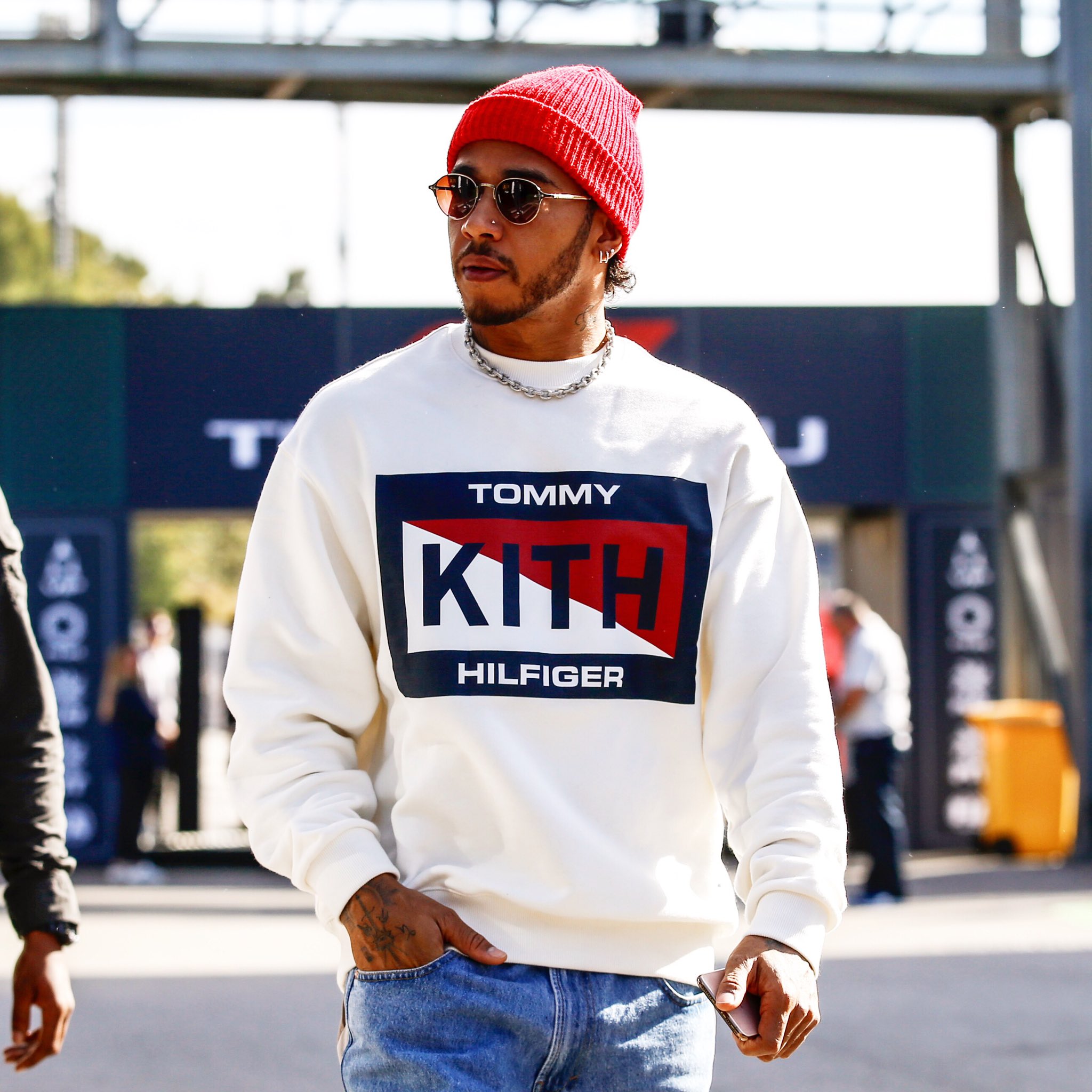 F1 tommy hilfiger sale