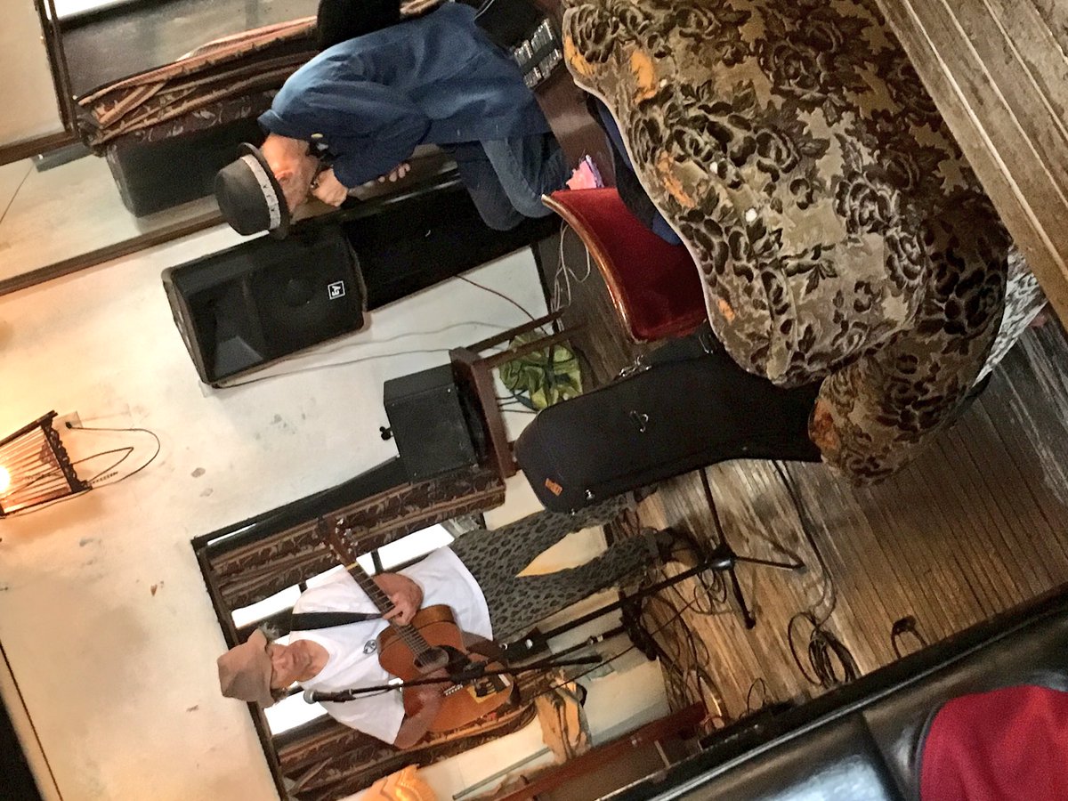 Taishin_Rep's tweet photo. 仿¥ææ¥ïŒïŒïŒ
ä»å®µã¯ #soundlabjuicy ã§4ã€æã¡ã€ãã³ãïŒããŒã«ã³ç«ã£ãŠãŸãð»
GENããã«äžè©±ãªã£ãŠãäººã¯æ¯éæ¥ãŠæ¬²ãããïŒæ¥ãŠããã®ã楜ãã¿ð
æ¥ææ¥ã¯ #ãµã«ãžã£ã ããŒã¹ 2åšå¹Žðž
ãã¡ããéæ¿ð»
ã¡ãªã¿ã«ä»æ¥ãããŒããå°Ÿéã§ã©ã€ãð€
#TAG_DOCK #RepAmbitious #TONNY_THE_WEED https://t.co/GzNwXUqmid