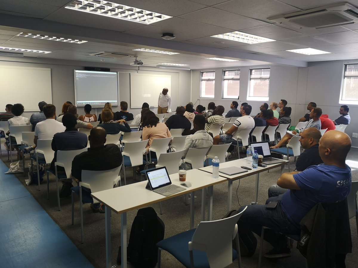 tracyvds's tweet image. Taming your tenant with #Office365 CLI Wizardry with @smolahloe at #SPSDBN