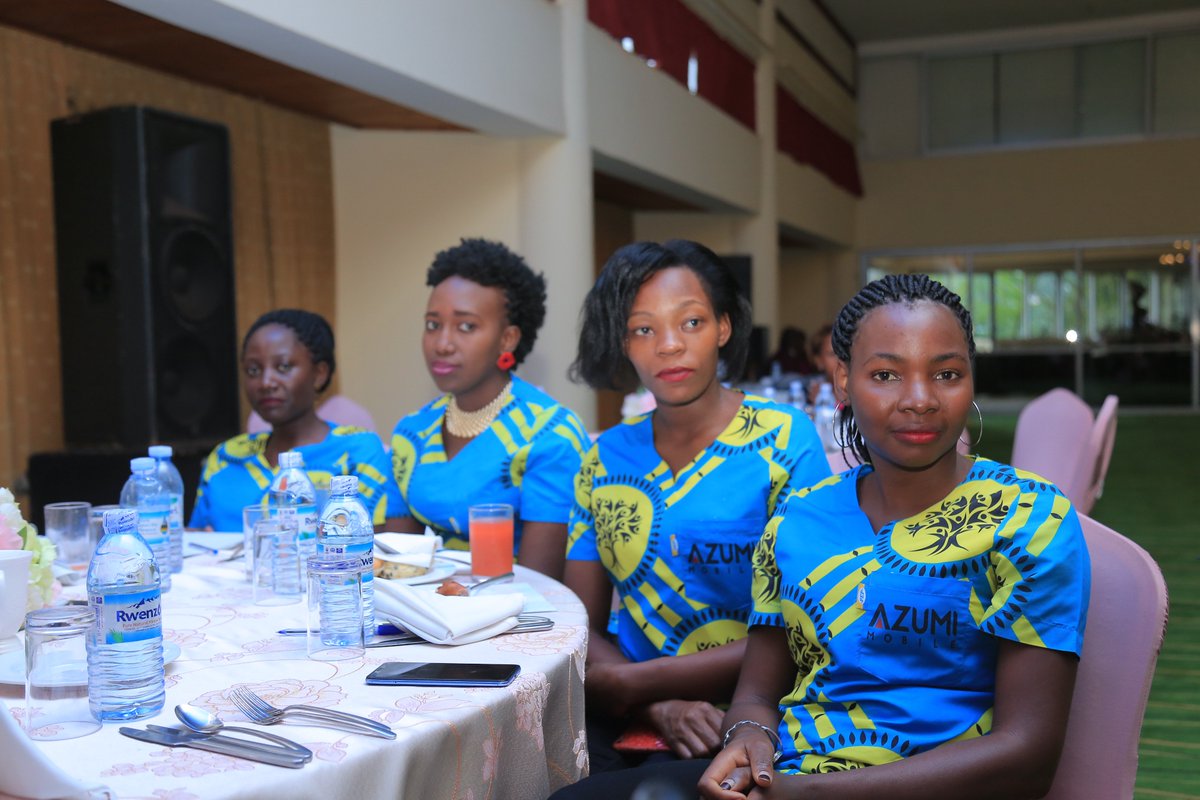 vineradioug's tweet image. Our first time mothers have gotten gift hampers from @PEPStoresUG #RSSuperMom #RedSofaSessions