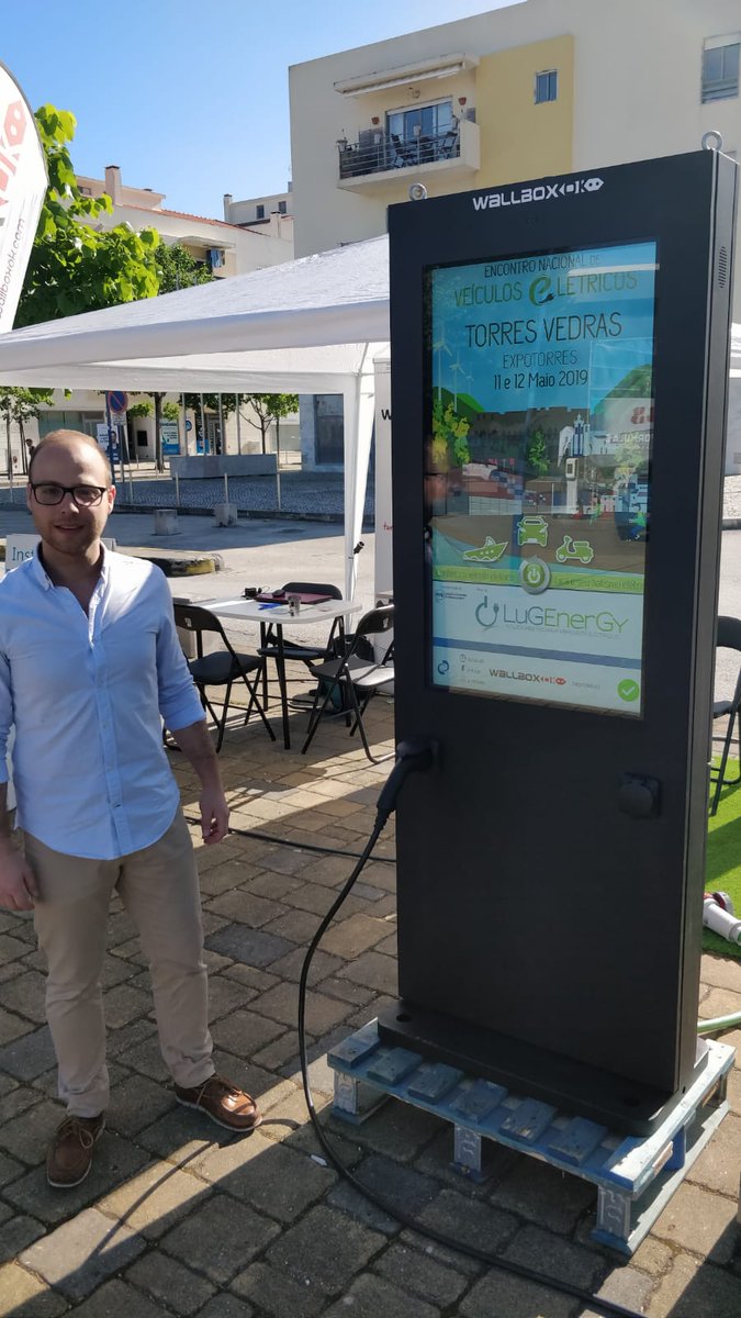 LugEnergy's tweet photo. #FelizSábado ya estamos en #Enve2019 #Portugal . Enseñando las últimas novedades de #PuntosRecarga, este año en localidad de @TorresVedrasCM 

Já estamos no # Enve2019 #Portugal. Demonstrando as últimas novidades de #PostosdeCarregamenro, este ano na @TorresVedrasCM

🔋🔋🔋🔋 https://t.co/LfCxJQbqp3