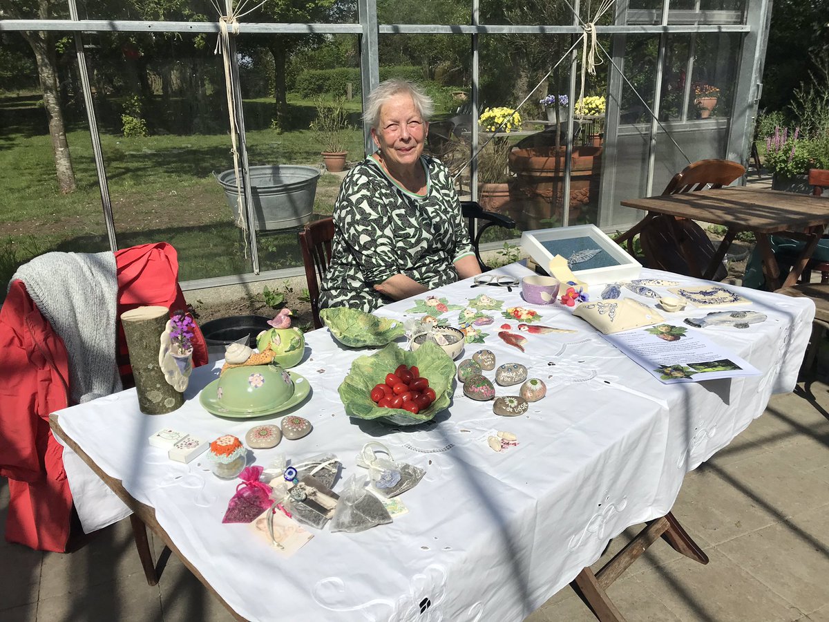 Struweel's tweet photo. Open Tuin op ‘t Struweel met gezellige ideeën voor cadeautjes voor Moederdag! https://t.co/SA1wfbOI5Y