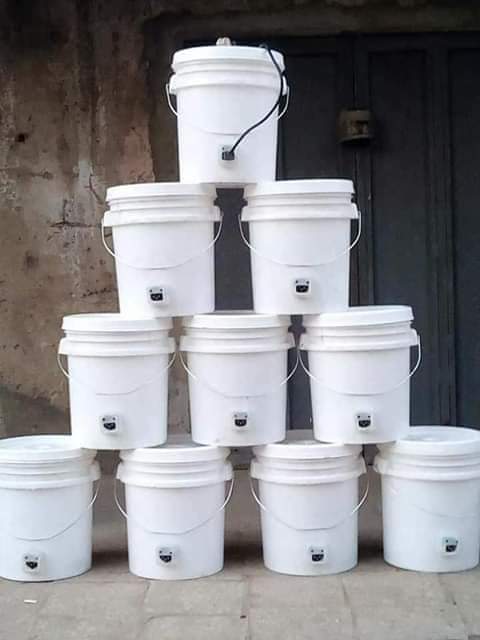 He could have been on the street begging but he decided to use his hands to make water heater (heater bucket as he calls it)  at affordable prices He can be reached via 08067686839.

Feel free to retweet this till it gets to his customers