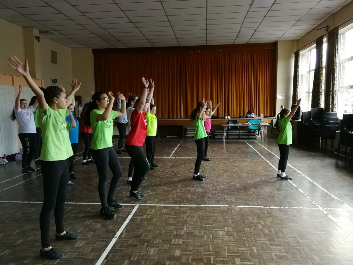 JannikDance's tweet photo. Rehearsing for @AltyFestival
#excited #hopingforsun https://t.co/7kPWC08P4y