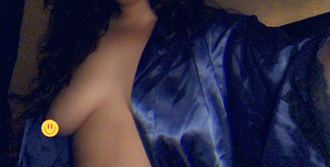 kalispanties's tweet photo. goodnight 🌙😘 #filter #tease #misskali https://t.co/aRDoPgog9p