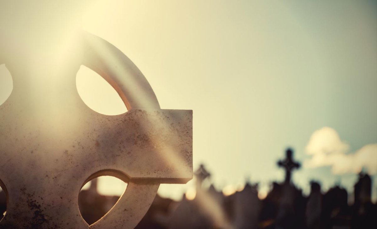 LarryGMaguire's tweet image. From the Archive; What Happens When We Die? 
What Happens When We Die?
I was with my uncle yesterday - he loves to talk. We got chatting about work initially then larrygmaguire.com/what-happens-w… #creativity #amwriting #humanperformance