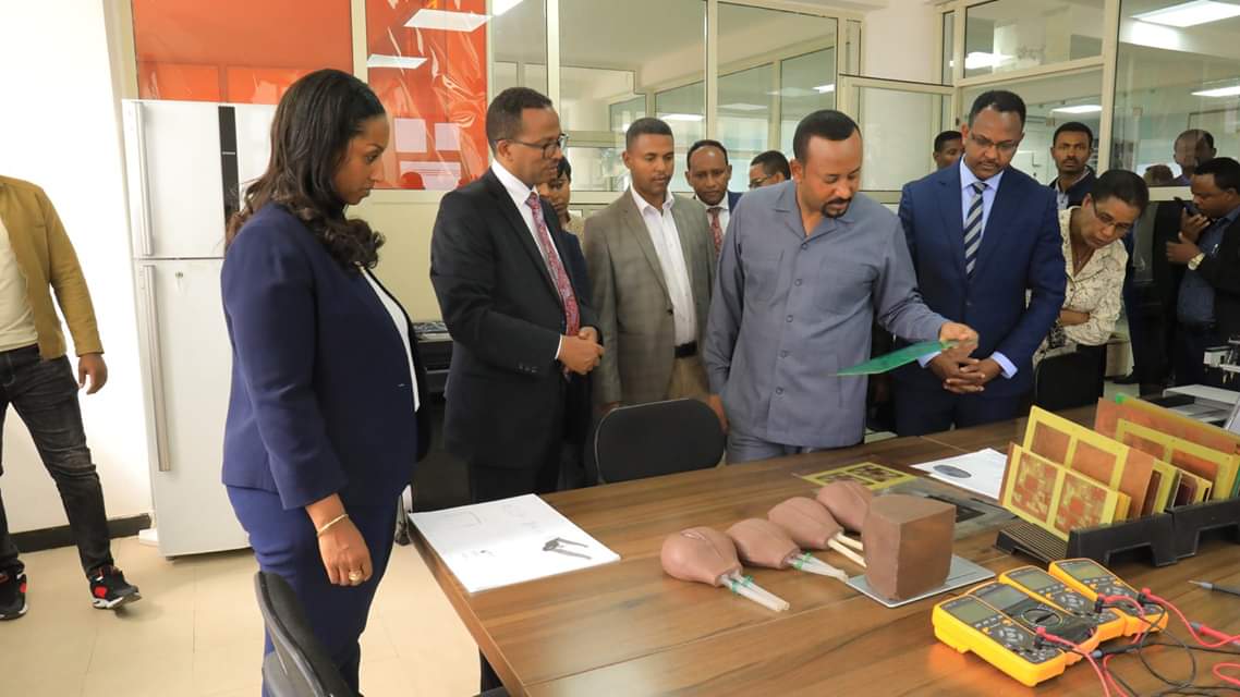 DrGetahun's tweet photo. Our PM Dr. Abiy made a surprising visit at MInT today. The Ministry's exemplary work environment is all his making as Minister of S&amp;T 3yrs back. H.E. Dagmawit of MoT was also in attendance of PM's visit at MInT. MInT is honored that Dr. Abiy got time to see us 2x as PM. https://t.co/m1gZ4OtxAg
