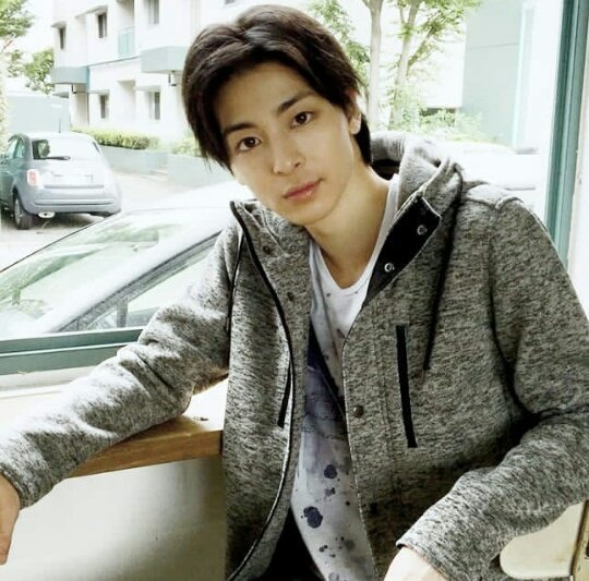 8. Takasugi Mahiro (高杉真宙)Spice PowerJuly 4, 1996170cmfave features: eyes + nose 