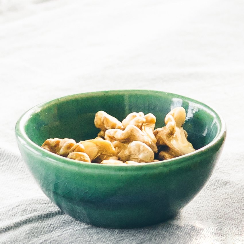 Erbology_live's tweet image. Looking for a health boost? Our Organic Transylvanian Walnuts are rich in ellagic acid, fatty acids, vitamins and minerals. Walnut supports your immune system, nourishes your skin, and protects your body cells. 🤩💛

#walnut #Transylvania #walnutbenefits #organicwalnuts #vegan